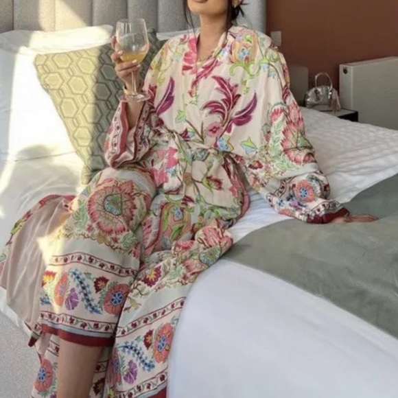 ZARA Belted Printed Open Front Kimono - Picture 15 of 16